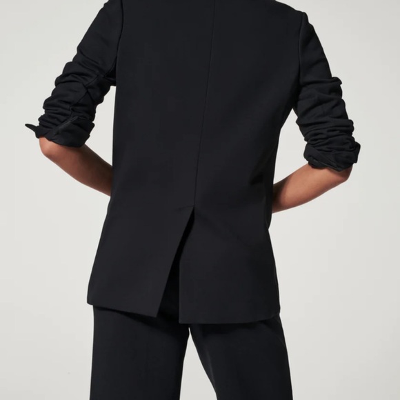 Spanx Oversized Blazer - Picture 3 of 4